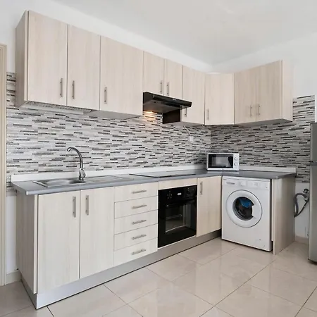 Happy Apartment